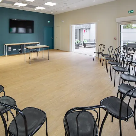 阿卡迪亚酒店 3*